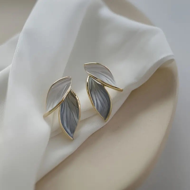 Leaf-Shaped Drop Oil Earrings